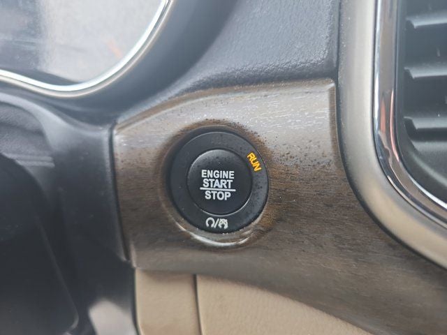 2017 Jeep Grand Cherokee Laredo