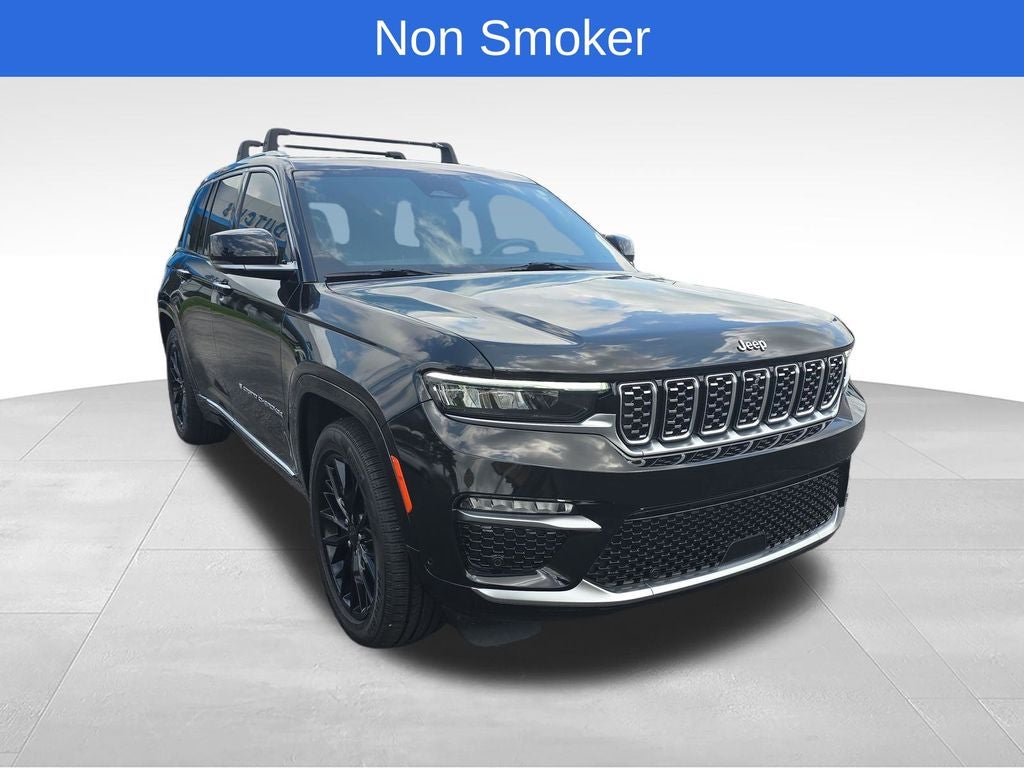 2022 Jeep Grand Cherokee Summit