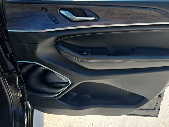 2022 Jeep Grand Cherokee L Overland