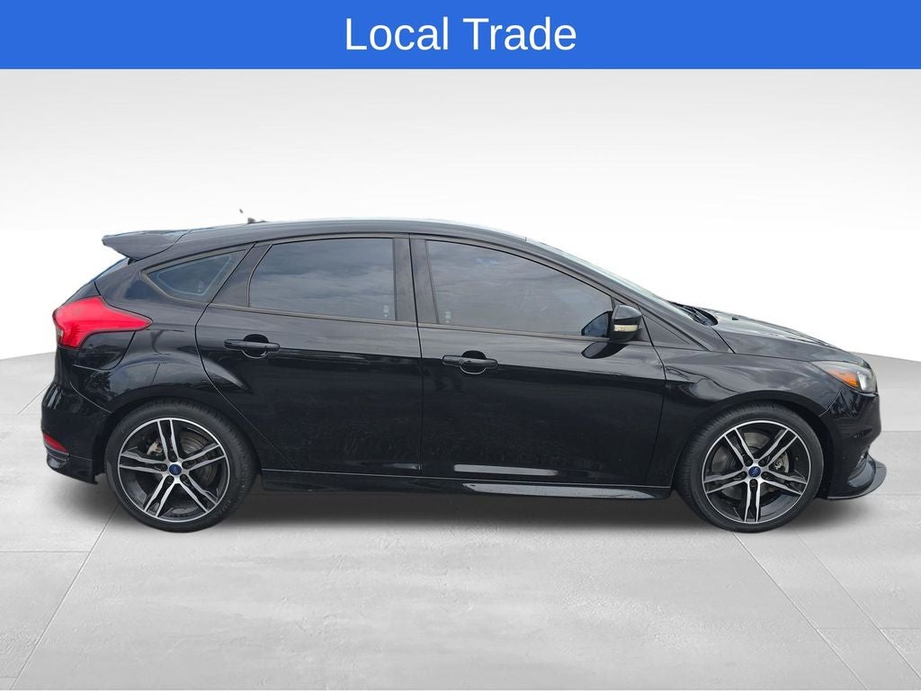 2017 Ford Focus ST