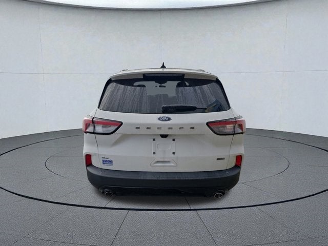 2022 Ford Escape SE Hybrid