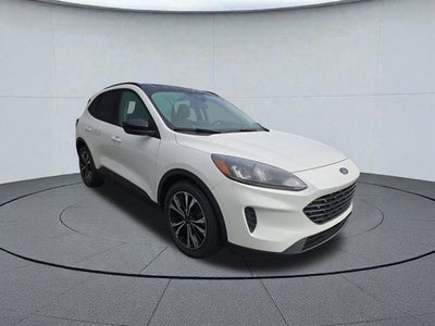 2022 Ford Escape SE Hybrid