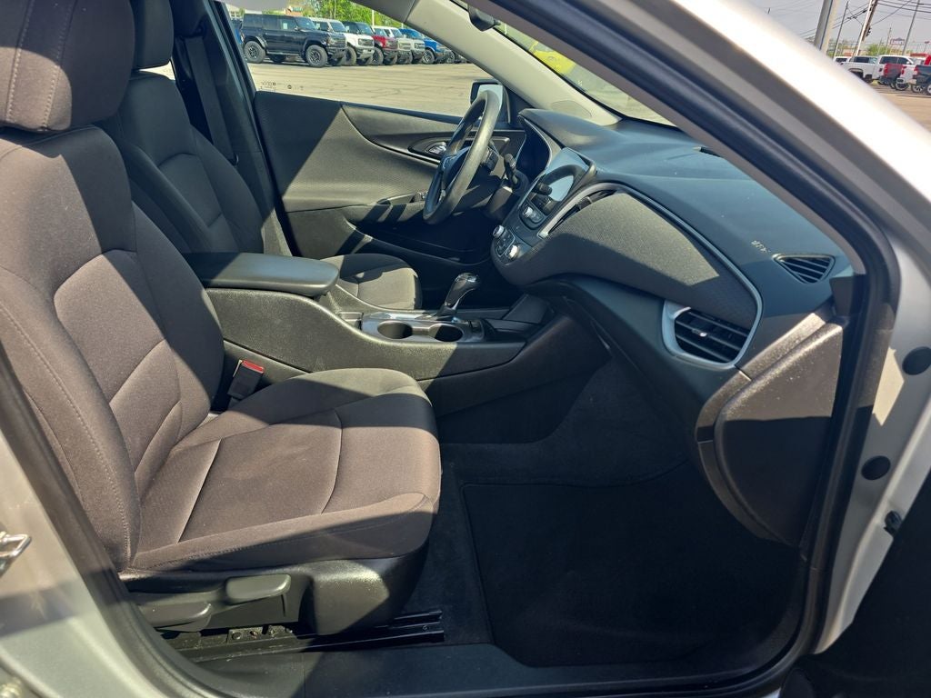 2019 Chevrolet Malibu LS 1LS