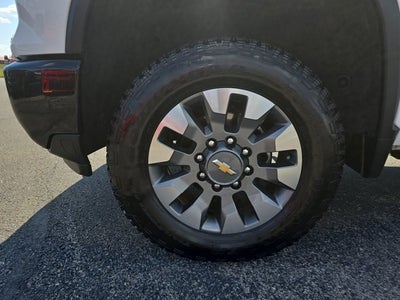 2024 Chevrolet Silverado 2500HD Custom