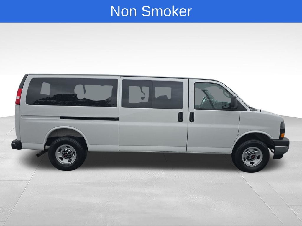 2025 GMC Savana 3500 LT