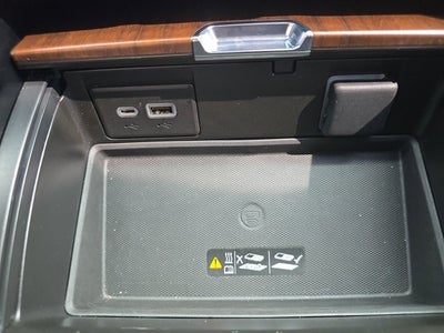 2023 GMC Yukon Denali Ultimate