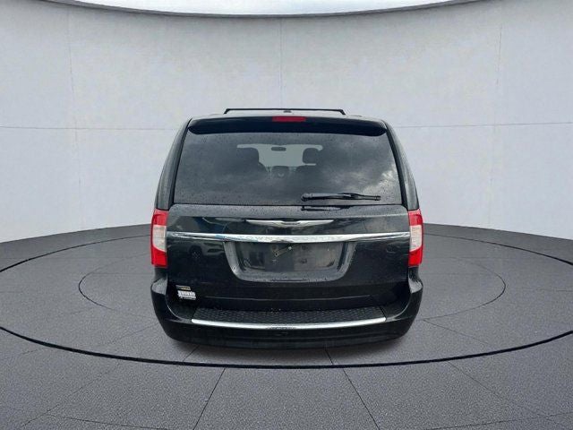 2011 Chrysler Town & Country Touring