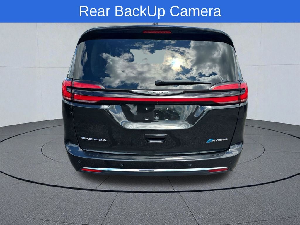 2023 Chrysler Pacifica Hybrid Touring L