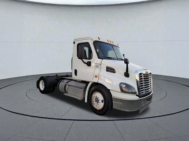 2015 Freightliner Cascadia 113
