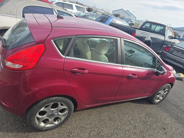 2011 Ford Fiesta SES