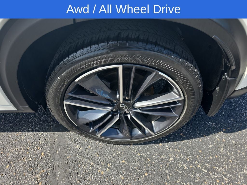 2023 INFINITI QX55 LUXE