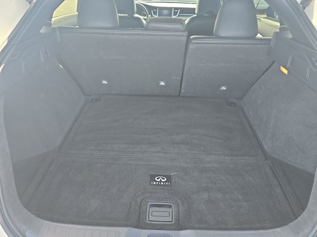 2023 INFINITI QX55 LUXE