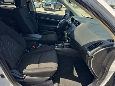 2024 Mitsubishi Outlander Sport 2.0 LE