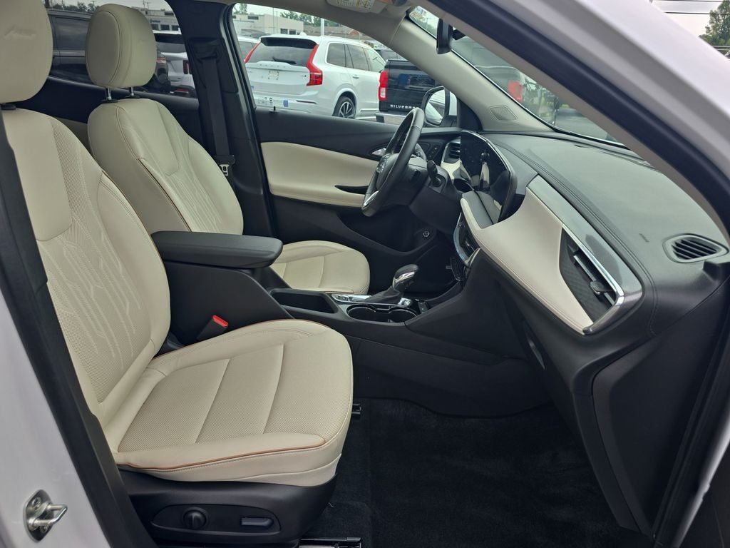 2025 Buick Encore GX Avenir