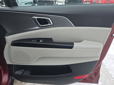 2023 Kia Carnival LX