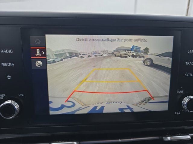 2023 Kia Carnival LX